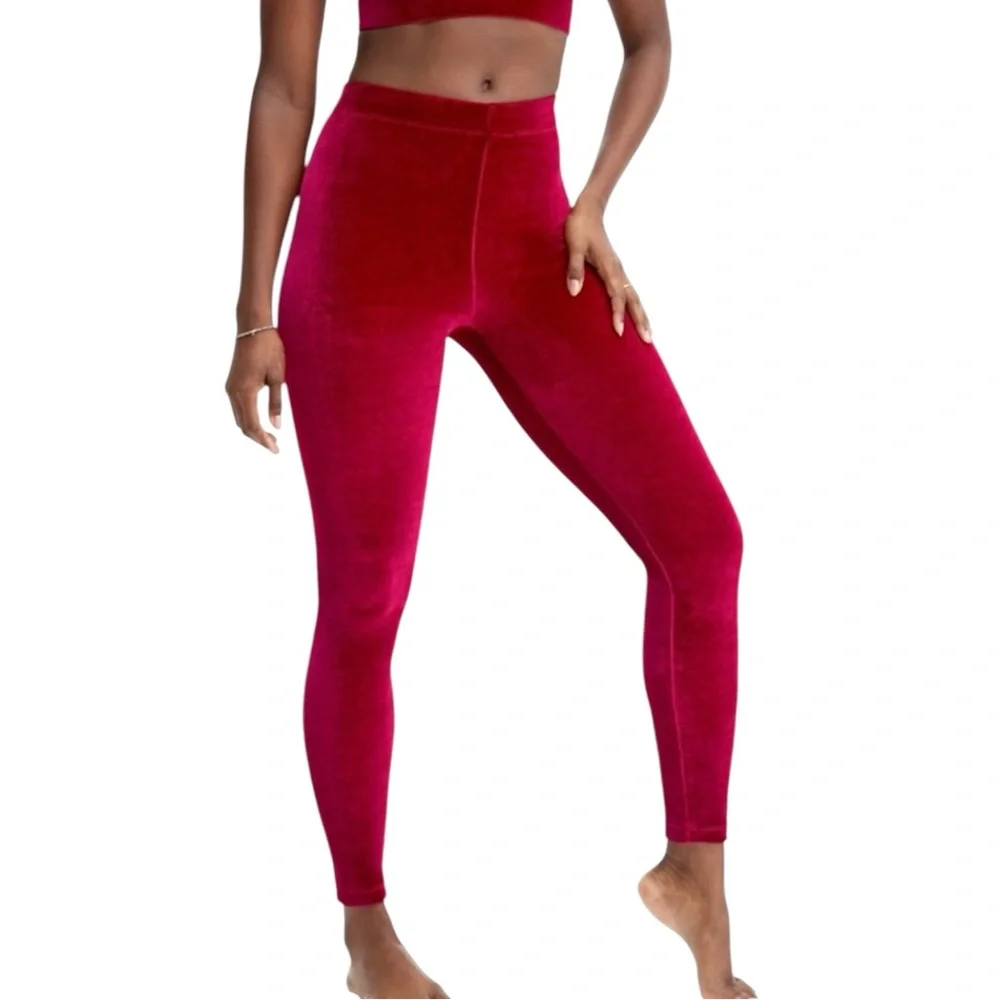 Fabletics Women's Emma Red‎ Velour Velvet Leggings Cherry Burst High Waist S